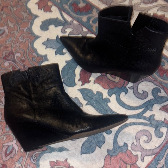 Franco Sarto Sleek Black Ankle Boots - Picture 1 of 6